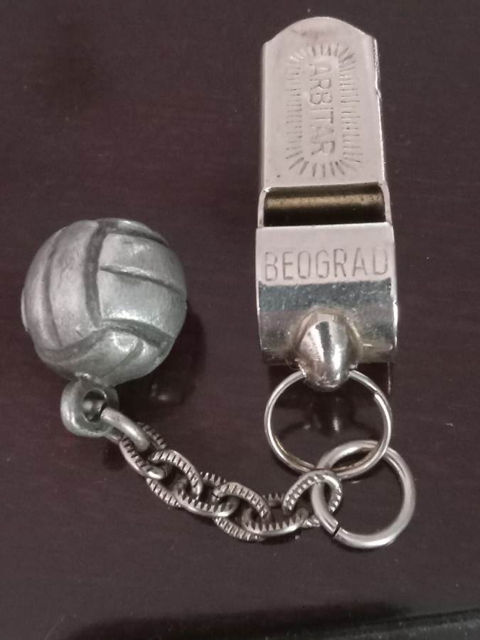1992 Referee whistles for football Laslovarga (12)
